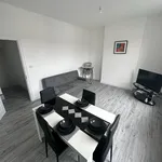 Rent 4 bedroom apartment of 8 m² in Bromley