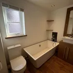 Rent 4 bedroom house in East Staffordshire