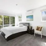 Rent 5 bedroom apartment in Melbourne