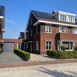 Huur 6 slaapkamer huis van 190 m² in Rijnsoever-Noord