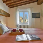 Rent 1 bedroom apartment in Florence