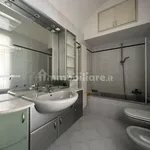 Rent 3 bedroom apartment of 65 m² in Bologna