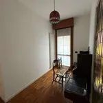 Rent 4 bedroom apartment of 101 m² in Bologna