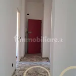 Rent 2 bedroom apartment of 60 m² in Milano