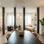 Rent 3 bedroom apartment of 155 m² in madrid