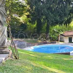 Rent 15 bedroom house of 652 m² in Carimate