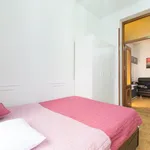 Rent 4 bedroom apartment in Madrid