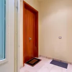 Rent 3 bedroom apartment in Barcelona