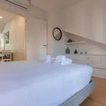 Rent 1 bedroom apartment of 55 m² in lisbon