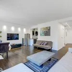 Appartement de 67 m² avec 2 chambre(s) en location à Paris