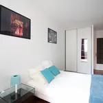 Rent 3 bedroom apartment in Paris