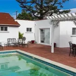 Rent 3 bedroom house of 205 m² in sherman oaks