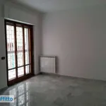 Affitto 3 camera appartamento di 80 m² in Naples