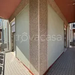 Affitto 8 camera appartamento di 223 m² in Barcellona Pozzo di Gotto