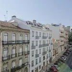 Rent 6 bedroom apartment in lisbon