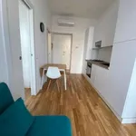 Rent 2 bedroom apartment of 40 m² in Milan