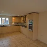 Rent 4 bedroom flat in South West England