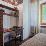 Rent 1 bedroom apartment of 54 m² in Florence