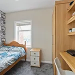 Rent 6 bedroom house in Preston