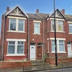 Rent 3 bedroom flat in North East England