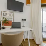 Rent a room of 150 m² in madrid