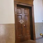 Rent 3 bedroom apartment of 90 m² in Modena