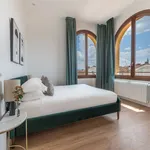 Rent 3 bedroom apartment of 90 m² in Florence