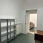 Rent 3 bedroom apartment of 92 m² in Naples