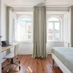 Rent a room in lisbon