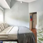 Rent a room in lisbon