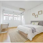 Rent a room of 800 m² in madrid