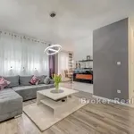 Najam 2 spavaće sobe stan od 70 m² u Split