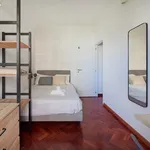 Rent 7 bedroom apartment in Lisbon