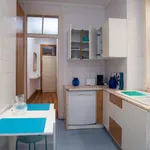 Rent 2 bedroom apartment in Lisbon