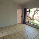 Rent 2 bedroom apartment of 100 m² in Gauteng