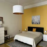 Rent 2 bedroom apartment of 65 m² in Naples