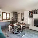 Rent 3 bedroom apartment of 75 m² in Argegno