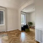 Rent 3 bedroom apartment of 156 m² in milano