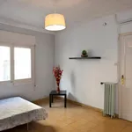 Rent 6 bedroom apartment in Barcelona