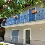 Rent 3 bedroom house of 110 m² in Invorio