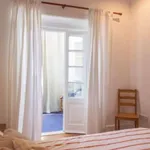 Rent a room in lisbon