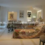 Rent 5 bedroom house of 150 m² in Rapallo