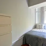 Rent a room in lisbon