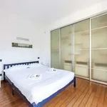 Rent 2 bedroom apartment in genoa