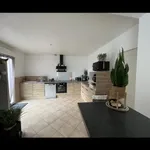 Rent 4 bedroom house of 105 m² in Ver Sur Mer