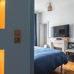 Appartement de 124 m² avec 3 chambre(s) en location à Paris