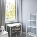 Rent a room of 210 m² in rome