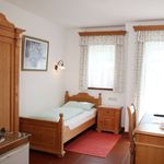 Miete 1 Schlafzimmer wohnung von 215 m² in Erlangen