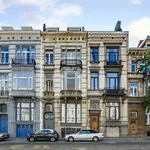 Rent 2 bedroom apartment in Ixelles