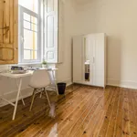 Rent 10 bedroom apartment in Lisbon